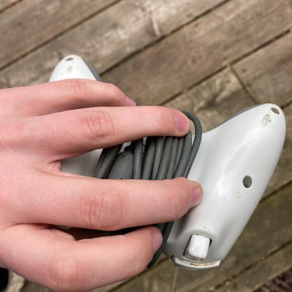 Wired Xbox 360 Controller - White - Picture 3 of 5